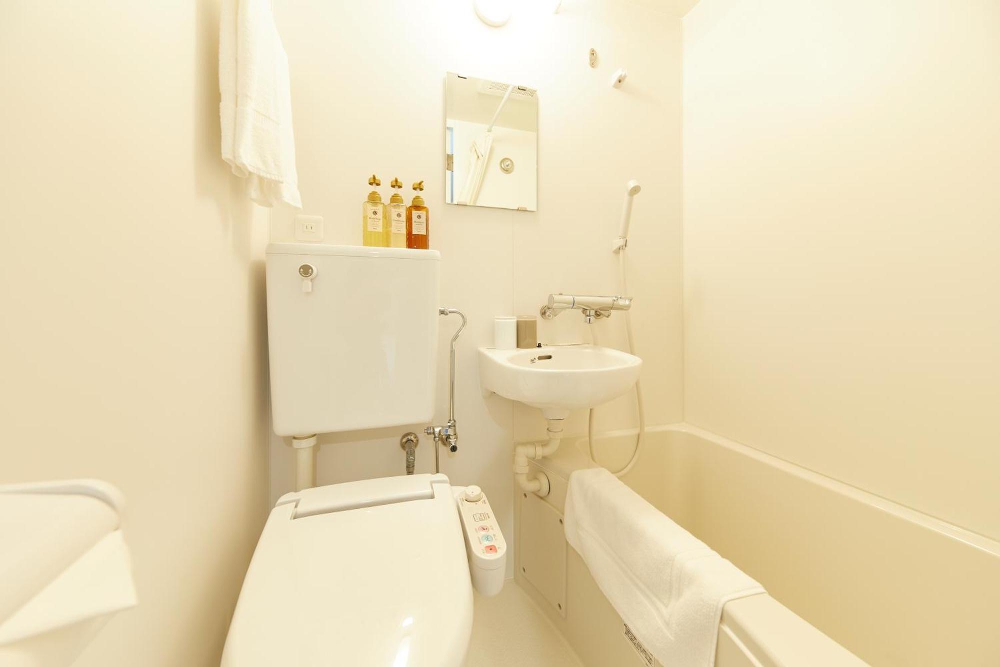 Y&Y Namba Hotel Осака Екстериор снимка